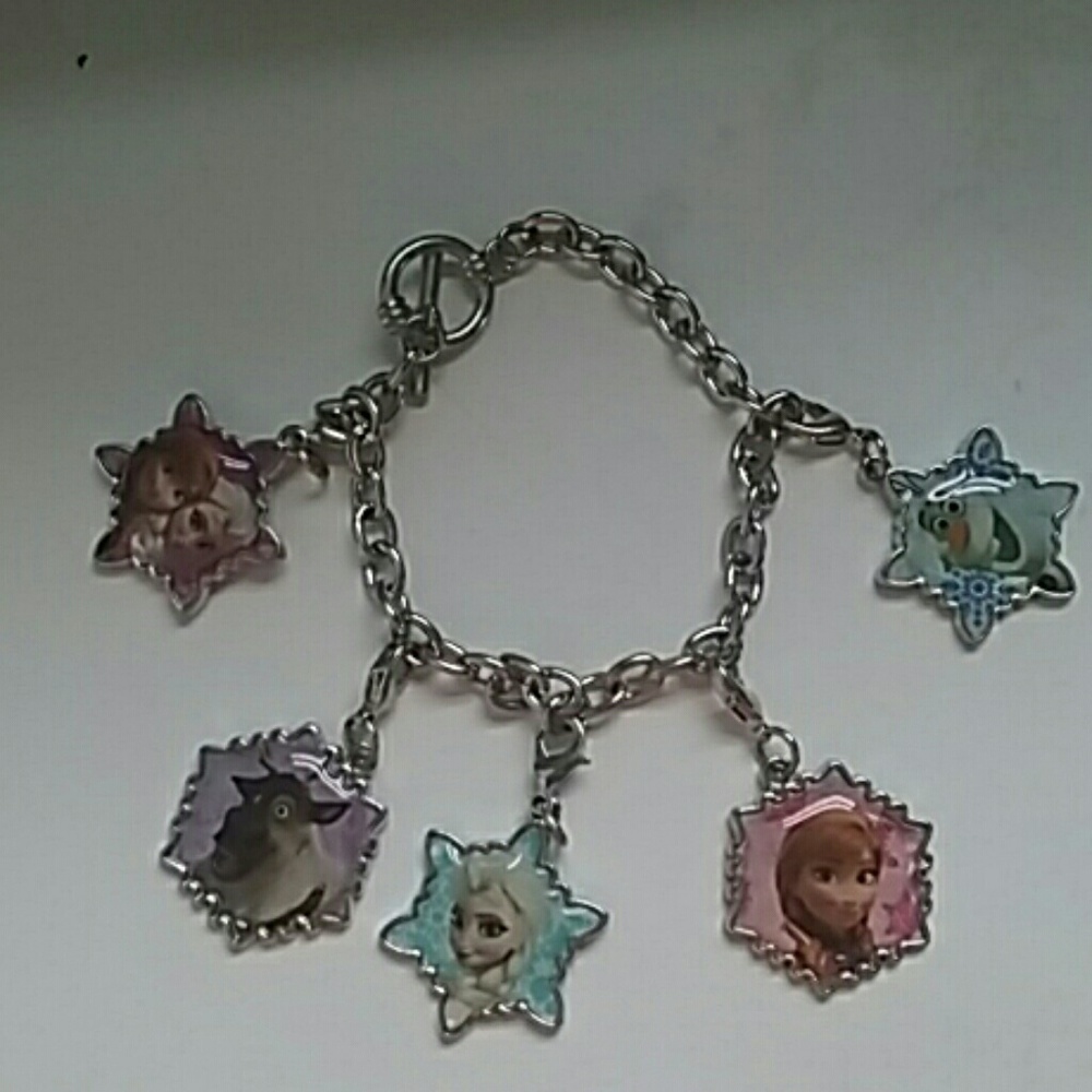 Frozen charm braclet